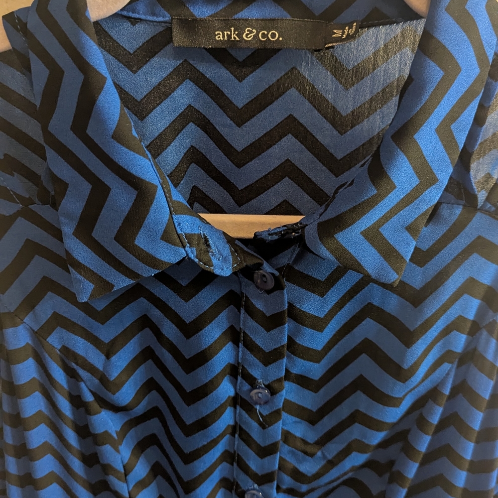 Ark & Co Blue and Black Zigzag Midi Dress - Picture 4 of 7